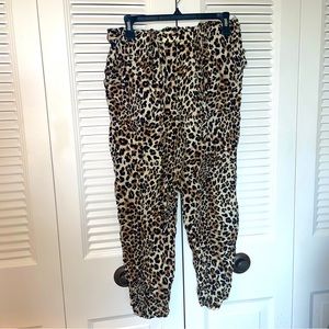 Leopard Print Paperbag Pants